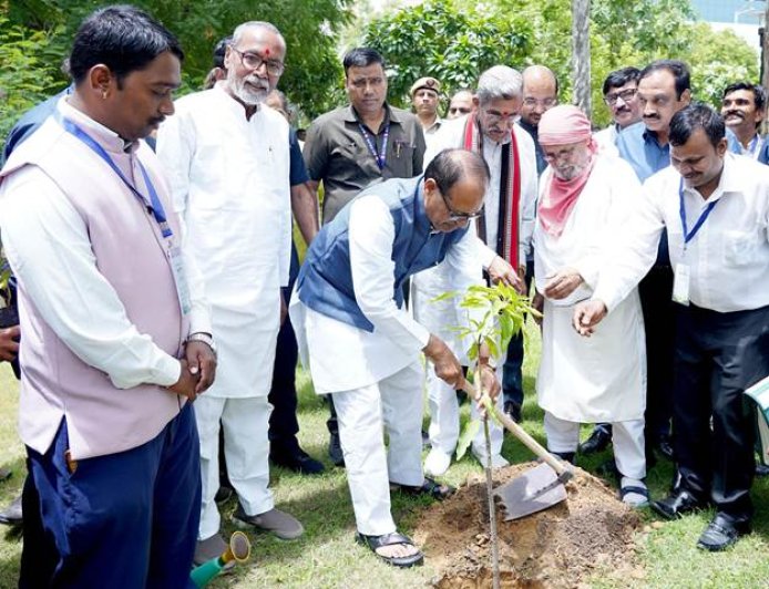वृक्ष मित्रों के जनआंदोलन से हरित भारत का नया अध्याय शुरू