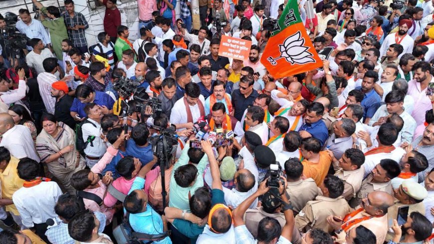 राहुल गांधी के प्रदर्शन के विरोध में यूपी भाजपा शक्ति प्रदर्शन