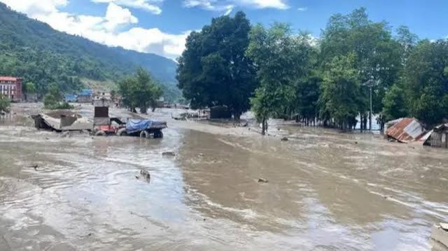 बाढ़ से तबाही:  पीएम मोदी ने नेपाली भाई- बहनों के मुश्किल वक्त में एकजुटता दिखाई