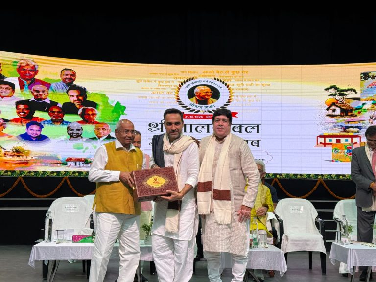 श्रीलाल शुक्ल जन्मशती उत्सव : अभिनेता पंकज त्रिपाठी और अशोक पाठक के पाठ ने मन मोहा